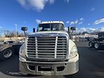 Used 2017 Freightliner Cascadia Day Cab 6x4, Semi Truck for sale #670750 - photo 3