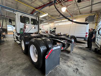 Used 2017 Freightliner Cascadia Day Cab 6x4, Semi Truck for sale #677902 - photo 2