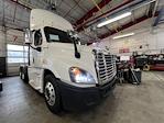 Used 2018 Freightliner Cascadia Day Cab 6x4, Semi Truck for sale #765570 - photo 1