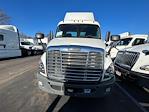 Used 2018 Freightliner Cascadia Day Cab 4x2, Semi Truck for sale #769844 - photo 3