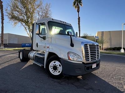 2016 Freightliner Cascadia Day Cab 4x2, Semi Truck for sale #648464 - photo 1