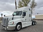 Used 2018 Freightliner Cascadia Sleeper Cab 6x4, Semi Truck for sale #786271 - photo 4