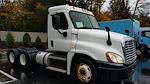 Used 2015 Freightliner Cascadia Day Cab 6x4, Semi Truck for sale #585118 - photo 4