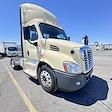 Used 2017 Freightliner Cascadia Day Cab 4x2, Semi Truck for sale #681033 - photo 4