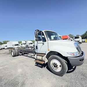 Used 2019 International DuraStar 4300 SBA 4x2, Cab Chassis for sale #813862 - photo 1