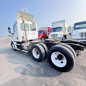 Used 2019 Freightliner Cascadia Day Cab 6x4, Semi Truck for sale #859551 - photo 2