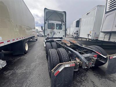 Used 2020 Freightliner Cascadia Day Cab 6x4, Semi Truck for sale #233974 - photo 2