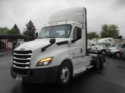 Used 2020 Freightliner Cascadia Day Cab 6x4, Semi Truck for sale #233975 - photo 1