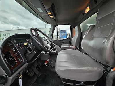 Used 2021 Freightliner M2 106 Conventional Cab 4x2, Box Truck for sale #266810 - photo 2