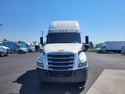 Used 2020 Freightliner Cascadia Sleeper Cab 6x4, Semi Truck for sale #273977 - photo 2