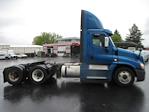 Used 2017 Freightliner Cascadia Day Cab 6x4, Semi Truck for sale #668337 - photo 9