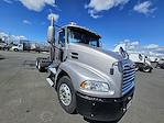 Used 2017 Mack CXU613 6x4, Semi Truck for sale #677396 - photo 4