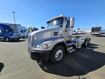 Used 2017 Mack CXU613 6x4, Semi Truck for sale #677399 - photo 1