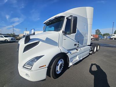 Used 2019 Volvo VNR 6x4, Semi Truck for sale #789459 - photo 1