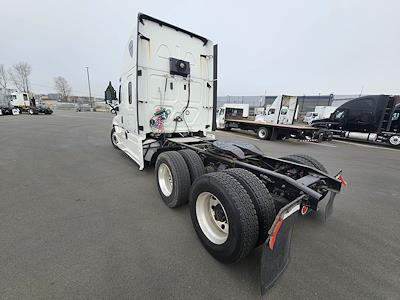 Used 2019 Freightliner Cascadia Sleeper Cab 6x4, Semi Truck for sale #807212 - photo 2