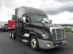 Used 2019 Freightliner Cascadia Sleeper Cab 6x4, Semi Truck for sale #826409 - photo 4