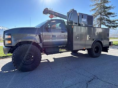 2022 Chevrolet Silverado 6500 Regular Cab DRW 4x4, Venco Venturo Mechanics Body for sale #16114 - photo 2