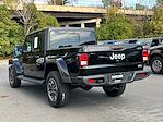 Used 2022 Jeep Gladiator Overland Crew Cab 4x4, Pickup for sale #5U9029A - photo 8