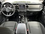 Used 2023 Jeep Gladiator Sport Crew Cab 4x4, Pickup for sale #E1M0114 - photo 17