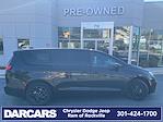 Used 2022 Chrysler Pacifica Limited FWD, Minivan for sale #G1M0071 - photo 2