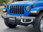 Used 2021 Jeep Gladiator Sport Crew Cab 4x4, Pickup for sale #P1M0276 - photo 4