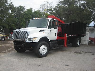 Used 2005 International 7400 SBA 4x2, Grapple Truck for sale #RBR07Tnw530696 - photo 1