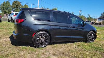 2019 Chrysler Pacifica Touring L Plus for sale #U15577 - photo 2