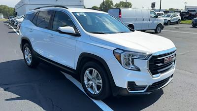 Used 2022 GMC Terrain SLE FWD, SUV for sale #T6890 - photo 1