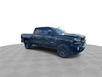 2017 Chevrolet Silverado 1500 Crew Cab 4x4, Pickup for sale #M13039 - photo 3