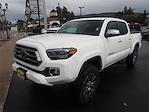 Used 2021 Toyota Tacoma Limited Double Cab 4WD, Pickup for sale #8044B - photo 4