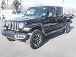 Used 2021 Jeep Gladiator Overland Crew Cab 4x4, Pickup for sale #C9194 - photo 4