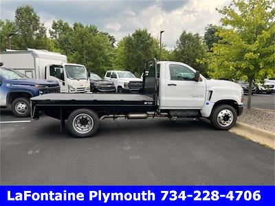 New 2023 Chevrolet Silverado 5500 Work Truck Regular Cab 4x2, 11' 4" Wil-Ro Freedom Flatbed Truck for sale #23PC1044 - photo 1