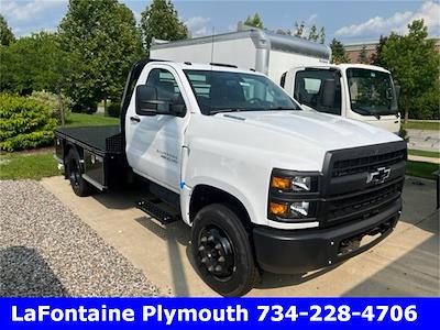 $6000 below list price ! 2023 Chevrolet Silverado 5500 Regular Cab DRW 4x2, Wil-Ro Skirted Flatbed Flatbed Truck (Stock #23PC1046) for sale #23PC1046 - photo 1