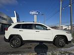 Used 2017 Jeep Cherokee Latitude, SUV for sale #NFB32375A - photo 8