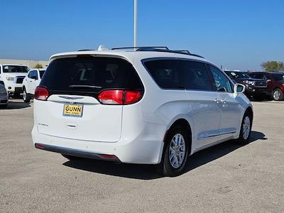 Used 2020 Chrysler Pacifica Touring L FWD, Minivan for sale #NW14084A - photo 2