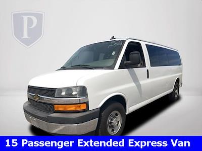 Used 2018 Chevrolet Express 3500 LT RWD, Passenger Van for sale #4B2960 - photo 1