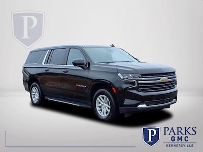 Used 2023 Chevrolet Suburban LT 4x4, SUV for sale #8B3218 - photo 1