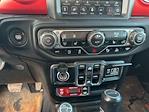 Used 2020 Jeep Gladiator Rubicon Crew Cab 4x4, Pickup for sale #8B3218A - photo 25