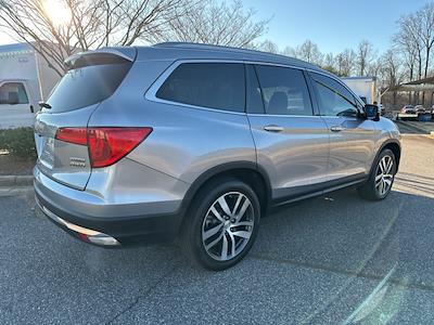 2018 Honda Pilot 4x4, SUV for sale #9B3209B - photo 2