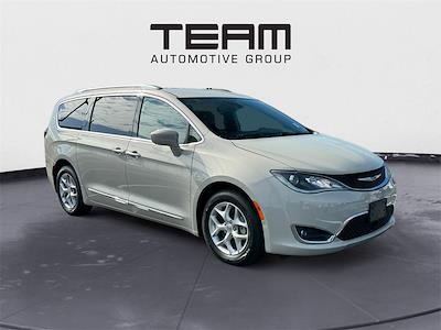 Used 2020 Chrysler Pacifica Touring L FWD, Minivan for sale #HT25015A - photo 1