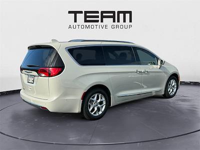 Used 2020 Chrysler Pacifica Touring L FWD, Minivan for sale #HT25015A - photo 2