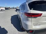 Used 2019 Toyota Highlander AWD, SUV for sale #B28283A - photo 2