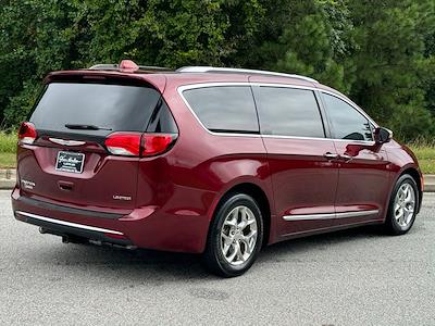 Used 2018 Chrysler Pacifica Limited FWD, Minivan for sale #MC9364B - photo 2