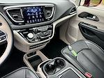 Used 2018 Chrysler Pacifica Limited FWD, Minivan for sale #MC9364B - photo 33