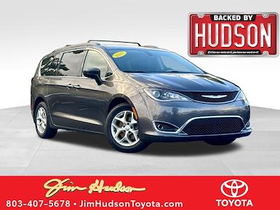 Used 2017 Chrysler Pacifica Touring L FWD, Minivan for sale #T53036A - photo 1