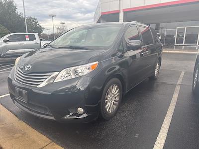 Used 2016 Toyota Sienna XLE FWD, Minivan for sale #T53240A - photo 1