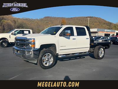 2018 Chevrolet Silverado 2500 Crew Cab SRW 4x4, Flatbed Truck for sale #A1T61894 - photo 1