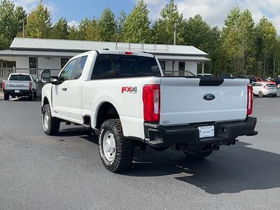 2024 Ford F-250 Crew Cab 4x4, Pickup for sale #T62142 - photo 2