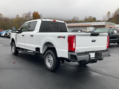 2024 Ford F-350 Crew Cab SRW 4x4, Pickup for sale #T62418 - photo 2