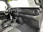 Used 2022 Jeep Gladiator High Altitude Crew Cab 4WD, Pickup for sale #HF3034A - photo 28